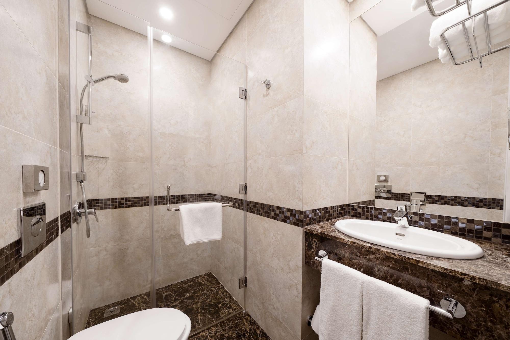 Sas Residence & Hotel, Dhahran - Formerly Radisson Blu El-Huber Dış mekan fotoğraf