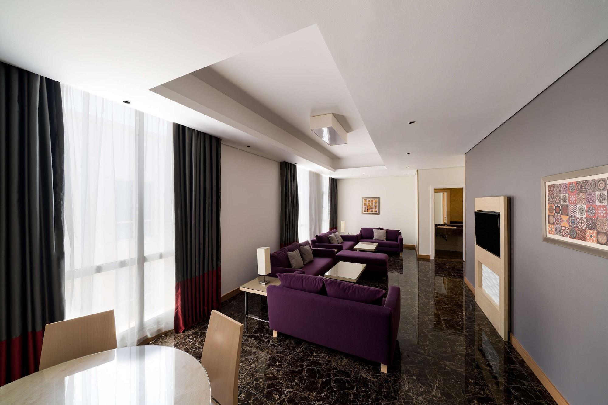 Sas Residence & Hotel, Dhahran - Formerly Radisson Blu El-Huber Dış mekan fotoğraf